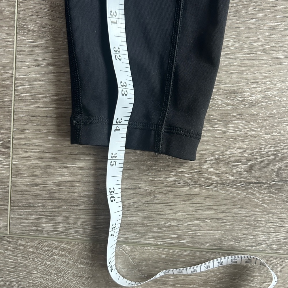 Black Lululemon Leggings with Pockets - Size Small - Picture 7 of 10
